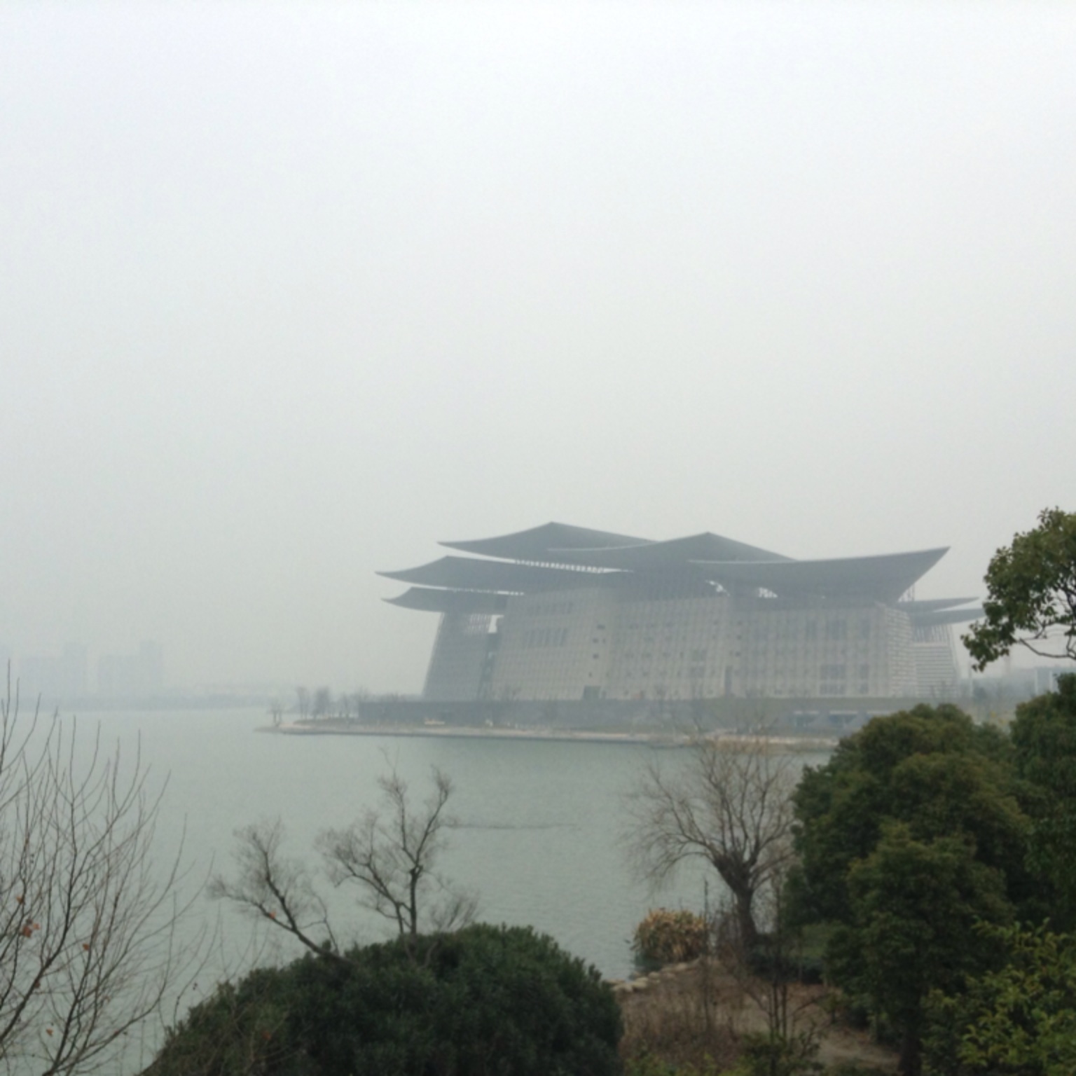 传说中的无锡大剧院。巴黎圣母院，我来啦。 with Joe, Stony, and Googol at 无锡大剧院 – View on Path .