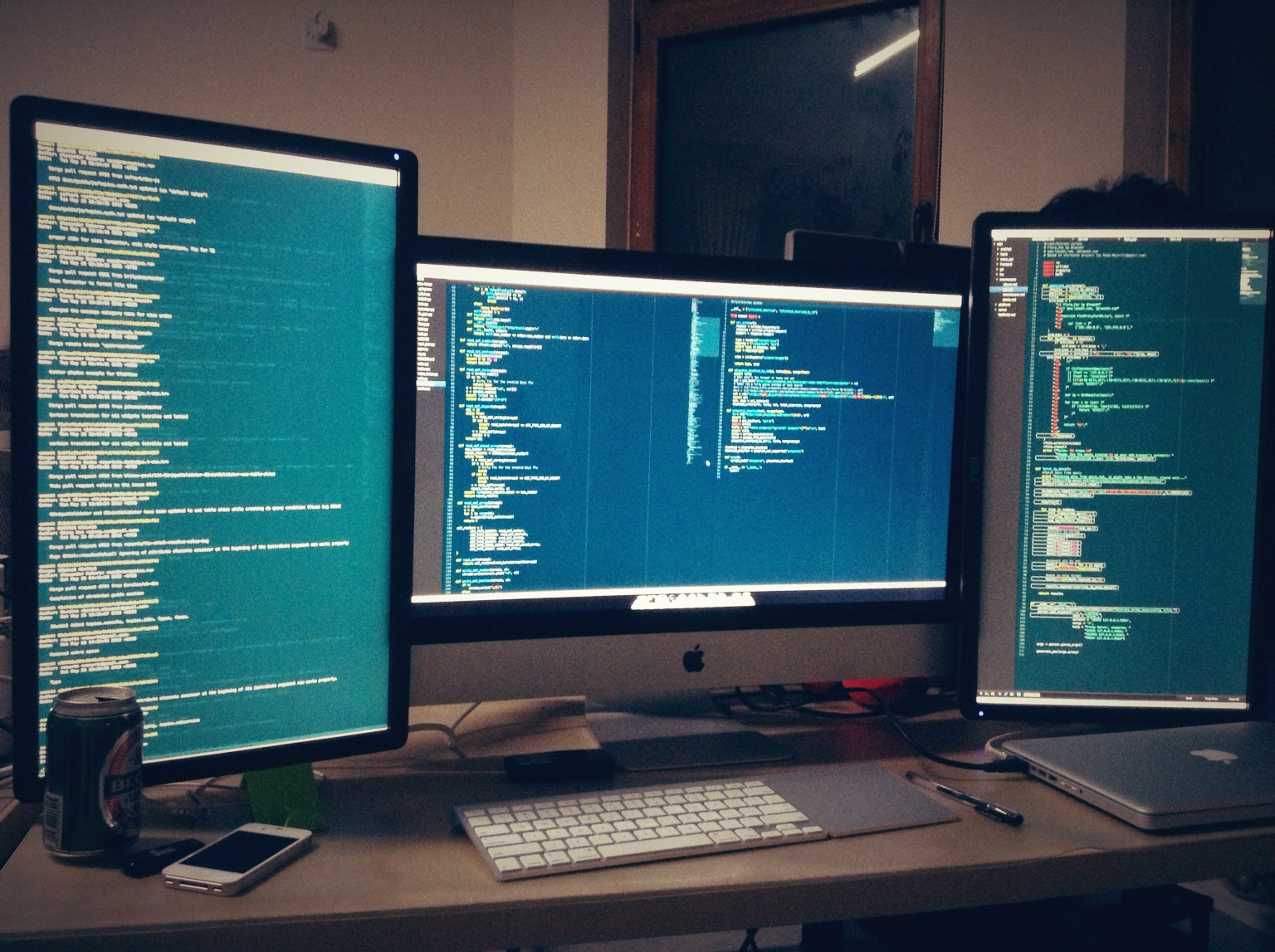 My working desktop. with Ju, dm., Joe, Stony, Syxnx, Googol, and FangDun at 子...