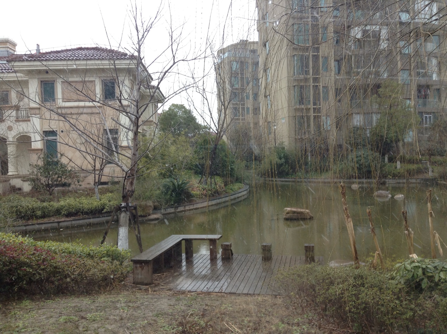 每次都是我要回家了，就下雪。 at 子时正刻 – View on Path .