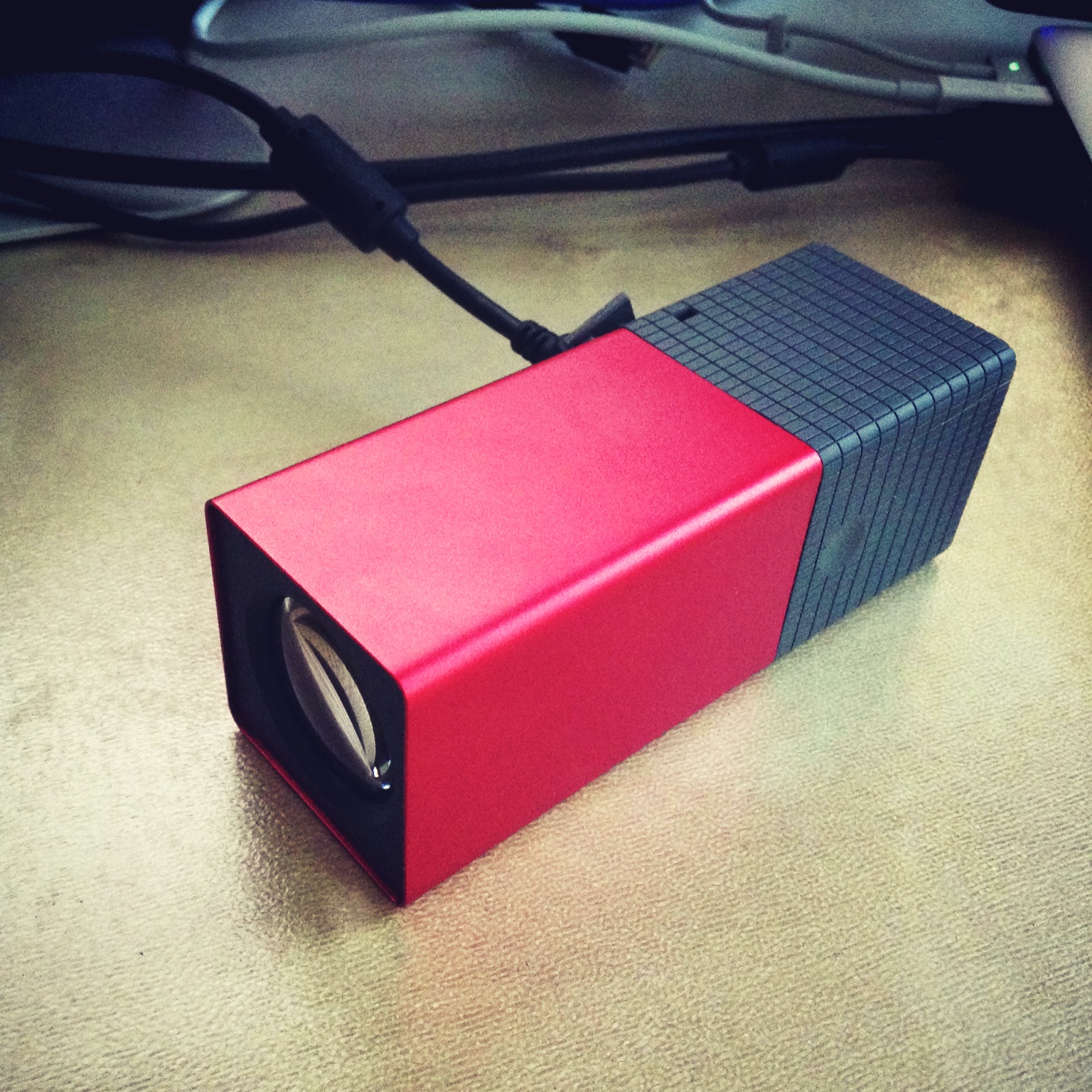 体验光场相机。 #lytro with yarshure at 子时正刻 – View on Path .