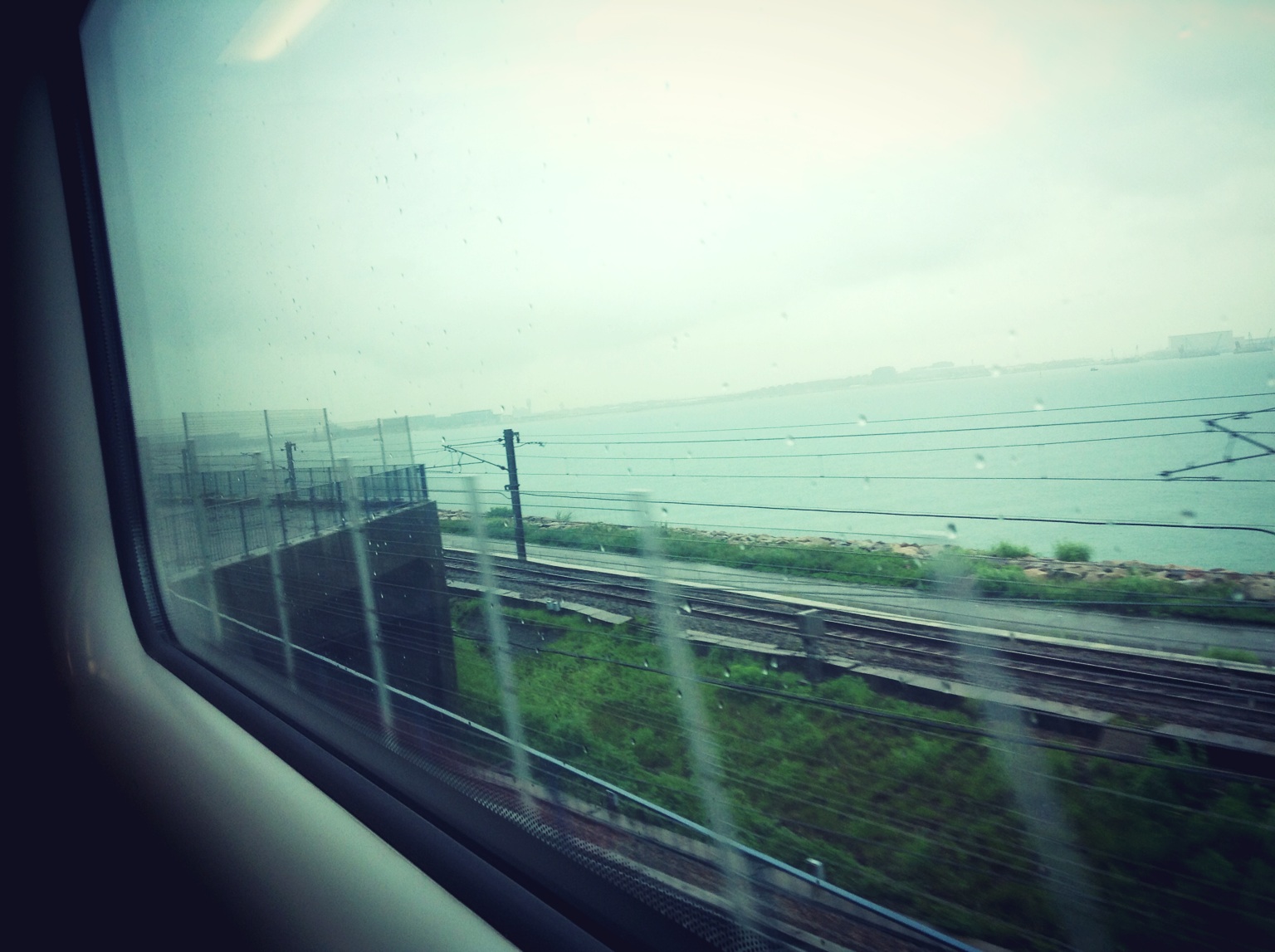 with Syxnx at MTR Tung Chung Station 東涌站 – View on Path .