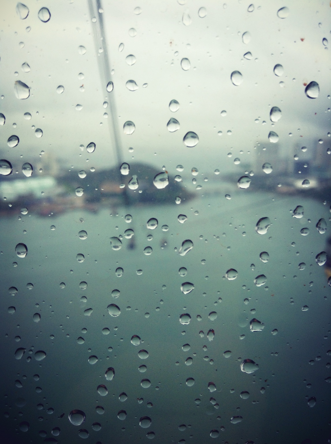 NGONG PING 360 in rain! with Syxnx at Ngong Ping 360 - Ngong Ping Terminal –...