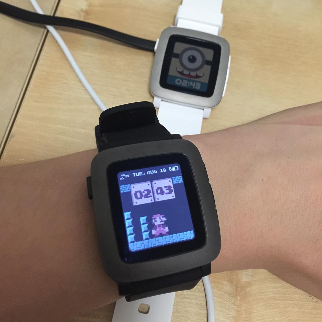 戴在手上的玩具，我对 Fitbit Charge 和 Pebble Time 都挺满意的。唯独 Apple Watch 只玩了不多会就彻底解毒。看看今年的...